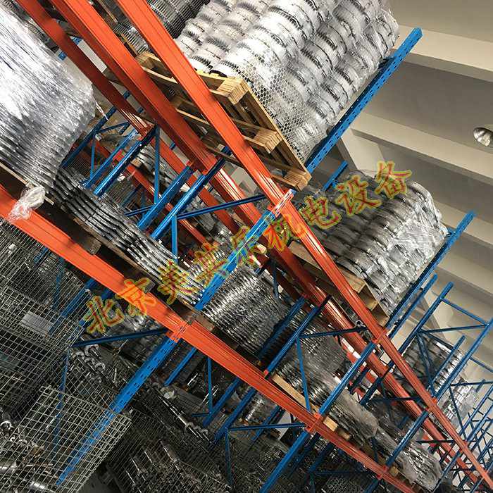 高壓風(fēng)機(jī)半成品庫(kù)房